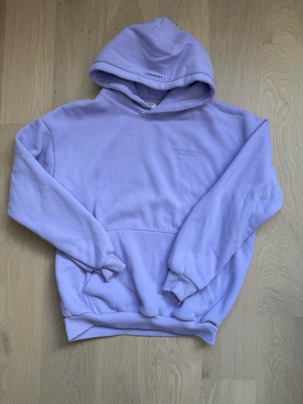 COMFORT Pastel Hoodie